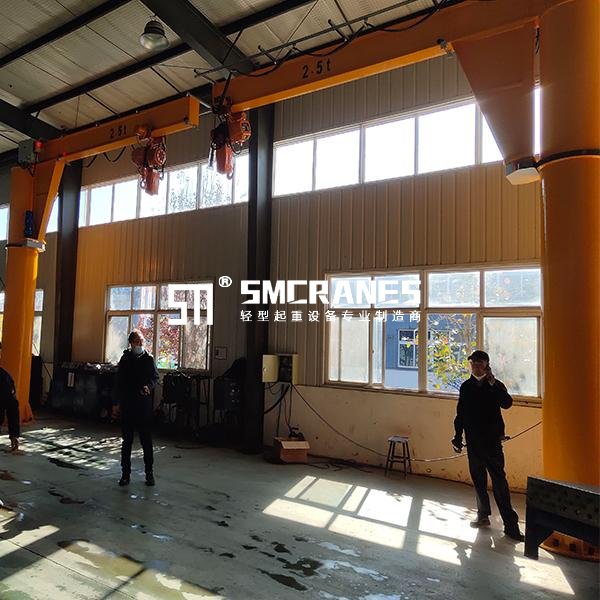 上海干燥设备厂悬臂吊使用现场